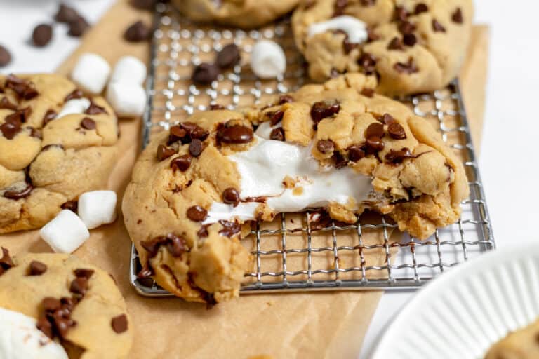 CHOCOLATE CHIP FLUFFERNUTTER COOKIES