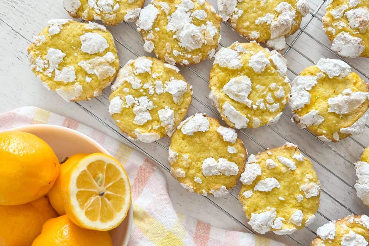 10 Lemon Crinkle Cookie Recipes That Will Brighten Your Day