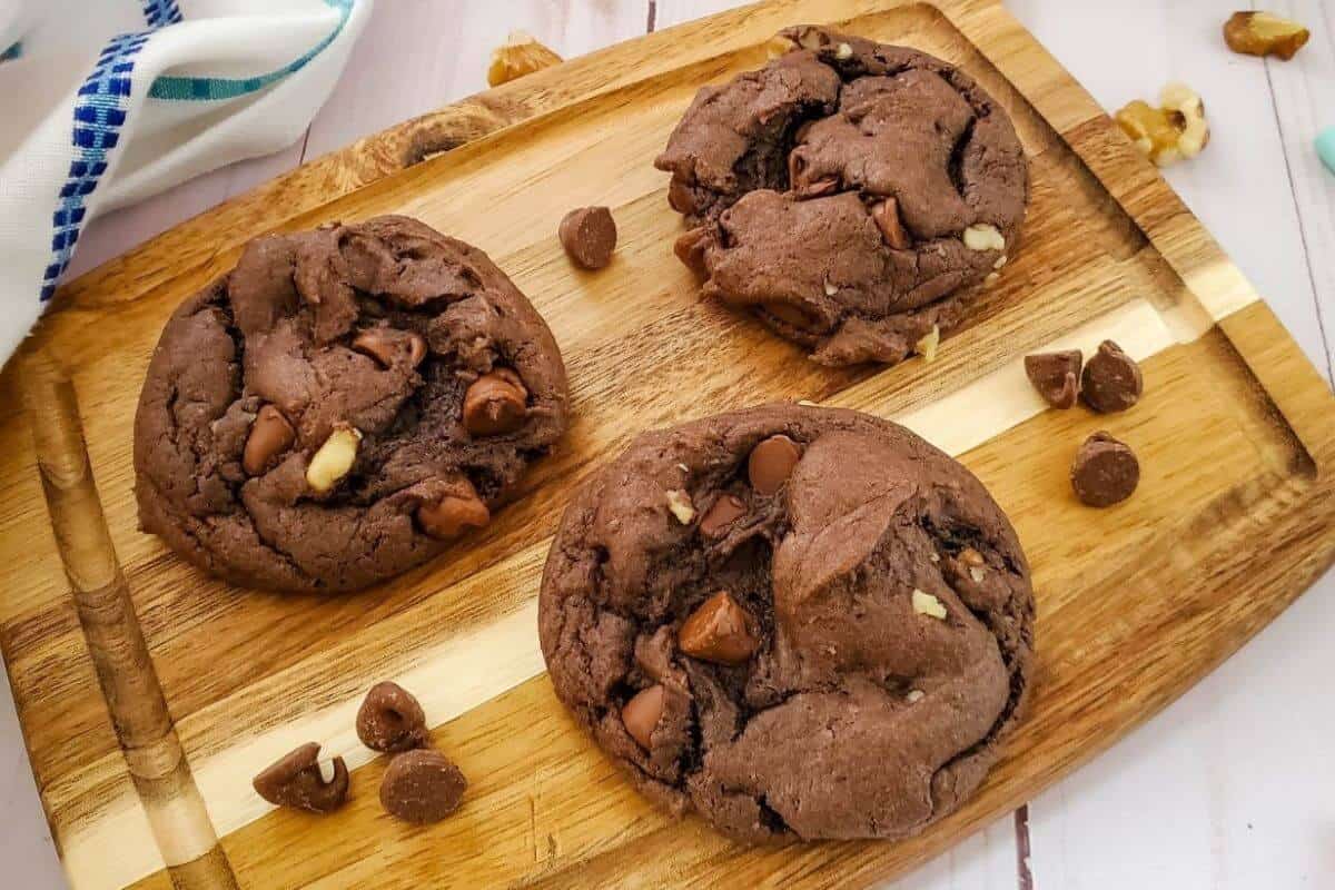 Chocolate walnut cookies.