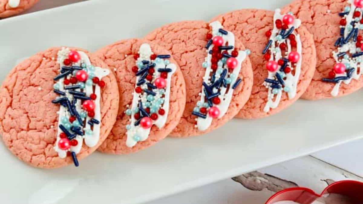 Fill Your Cookie Tray with These Delicious Holiday Recipes!