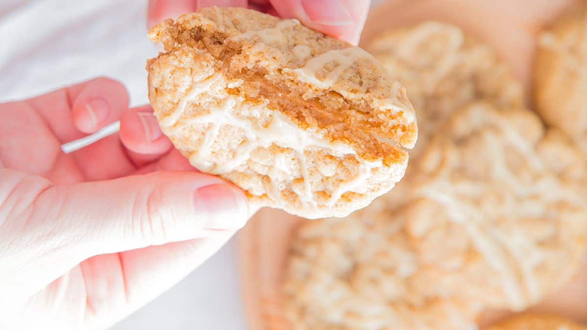 Warm Up Your Autumn with These Perfect Apple Cider Cookies