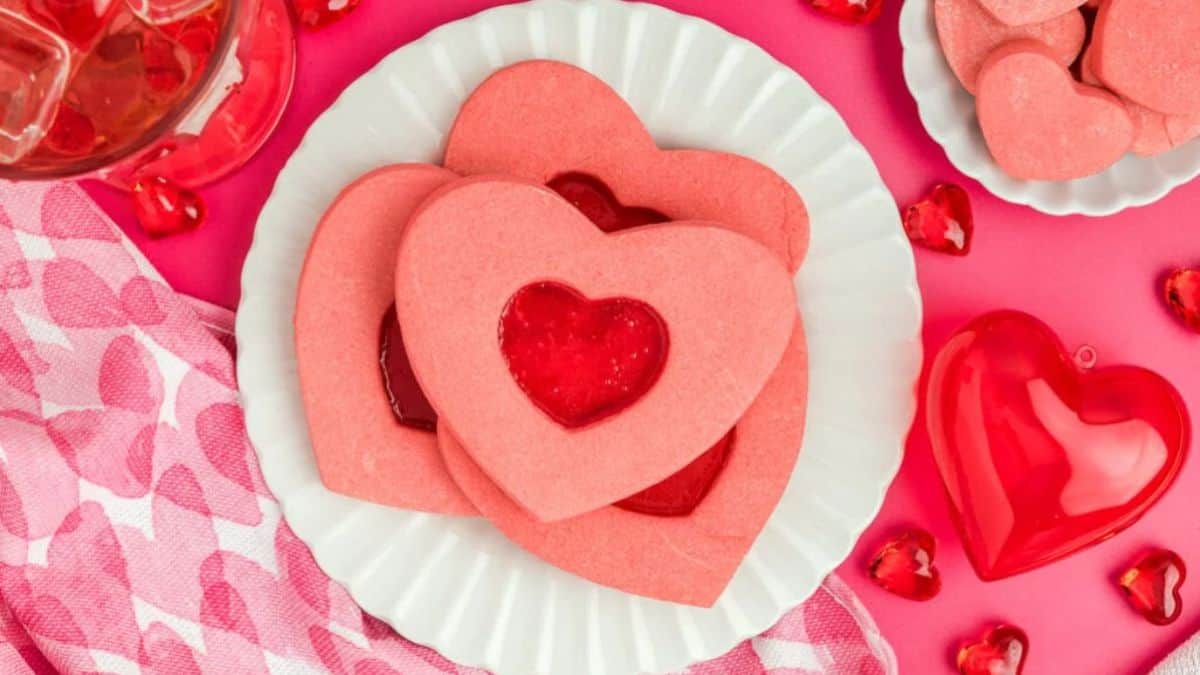 25 Valentines Day Cookies That Say I Love You Without The Sweet Talk