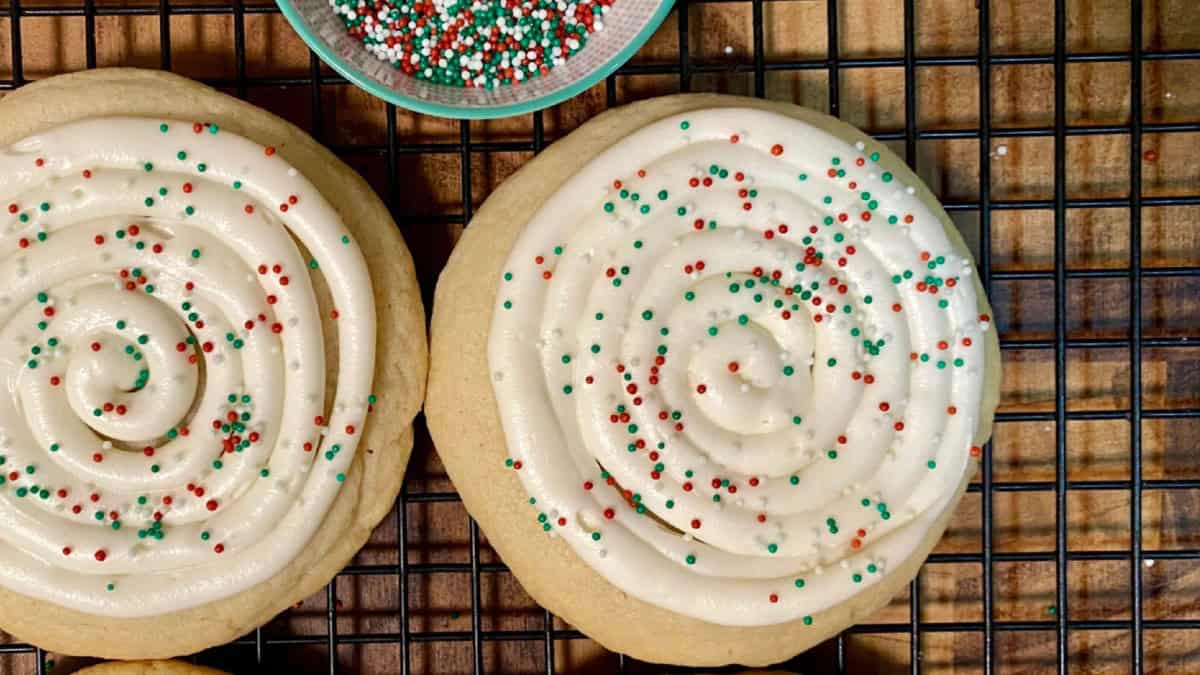 Copycat Crumbl Holiday Birthday Cake Cookie