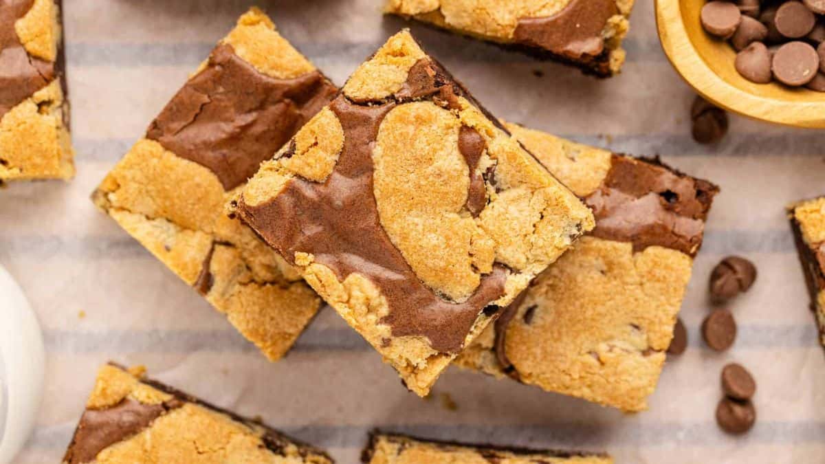 24 Cookie Bar Recipes That Are Basically a Hug in Square Form
