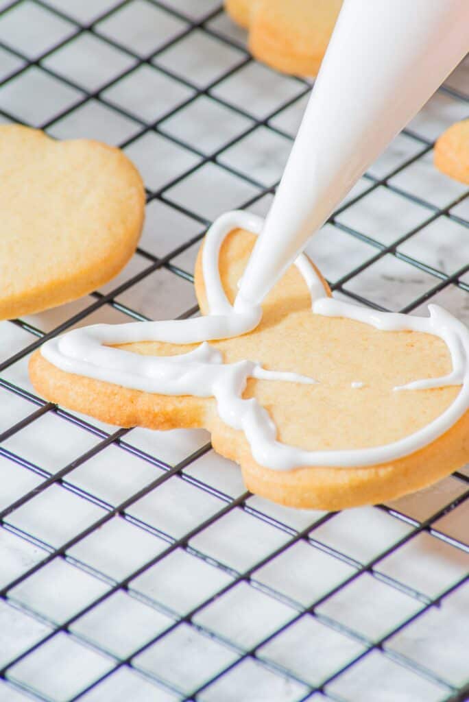 Decorate Easter Cookies on wire mesh