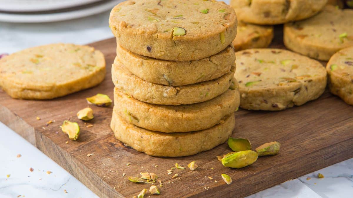 Pistachio Shortbread Cookies