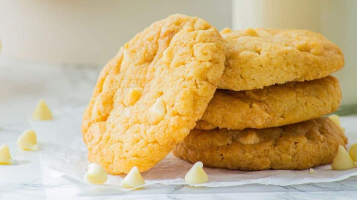 White Chocolate Chip Cookies: Sweet, Chewy, and Totally Addictive