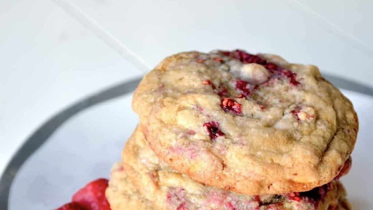 Raspberry White Chocolate Cookie Recipe For Tangy Sweet Obsessions