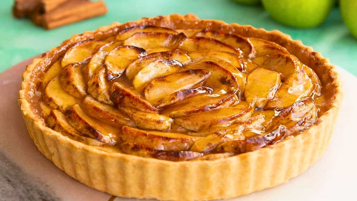 15 Apple Dessert Recipes That Make Fall Feel Even Better
