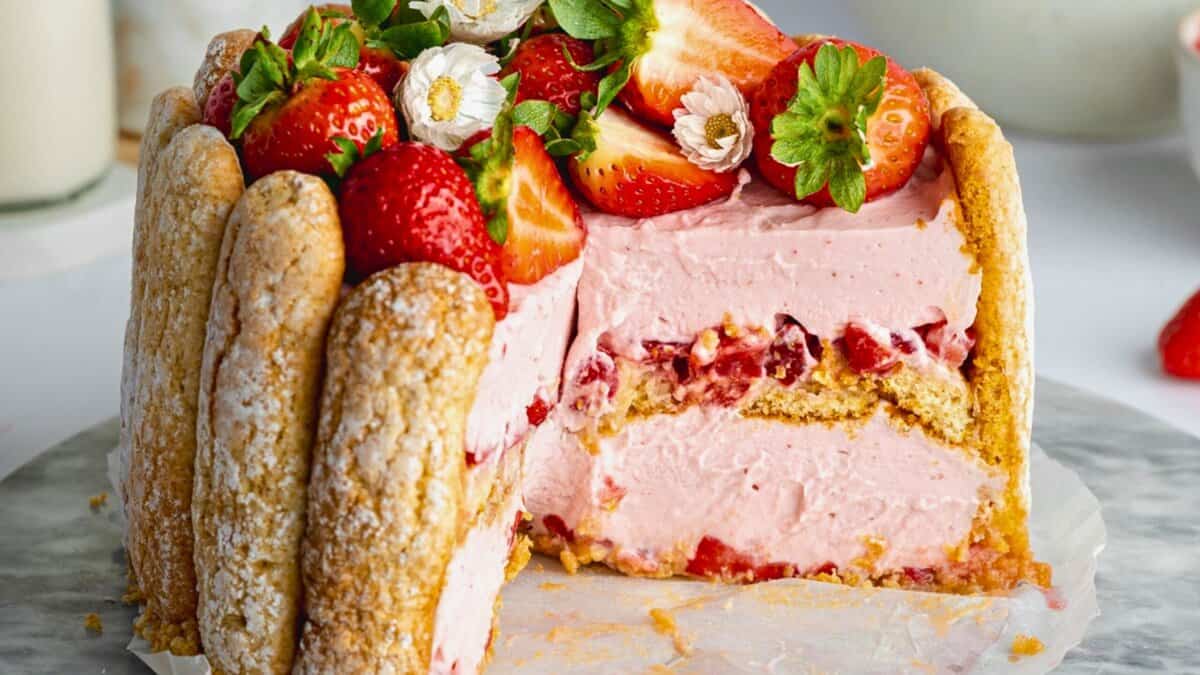 20 Strawberry Dessert Recipes That Will Become Your Ultimate Favorites
