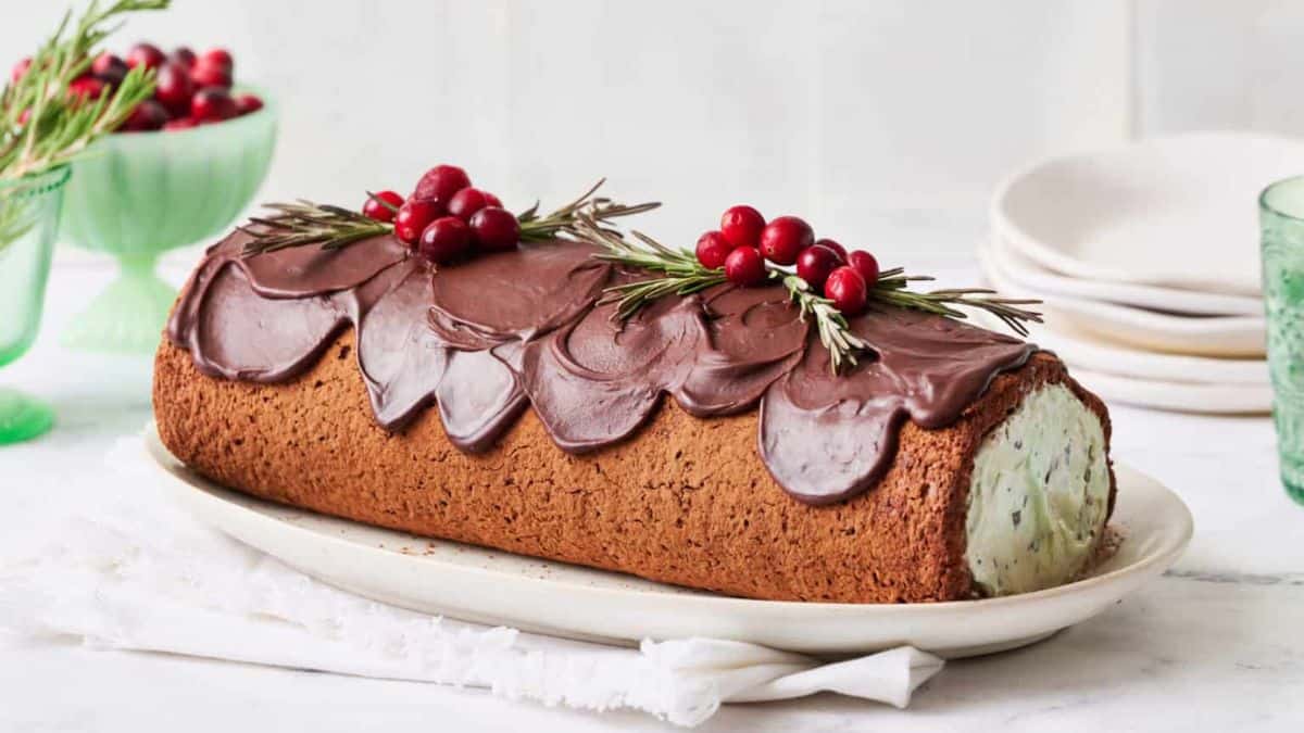 4 Christmas Log Recipes Youll Want To Roll Out Every Holiday Season