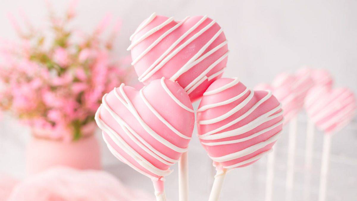 20 Cake Pop Recipes That Make Any Celebration Extra Sweet