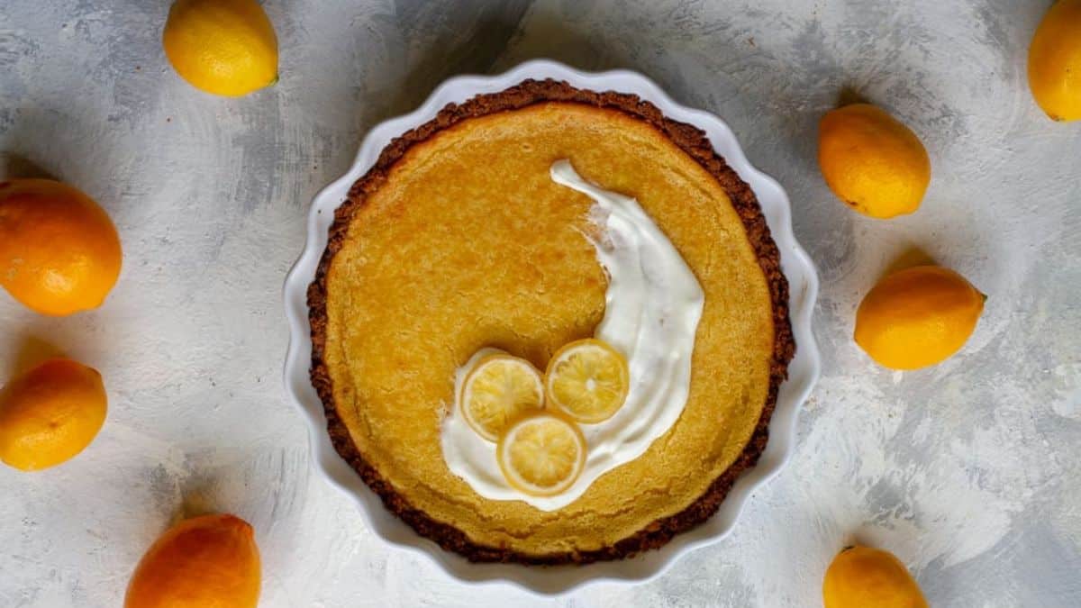 25 Easy Desserts To Bake In March That Make Early Spring Extra Sweet
